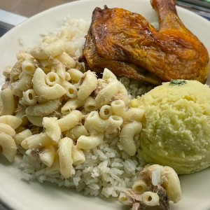 Pollo pure coditos