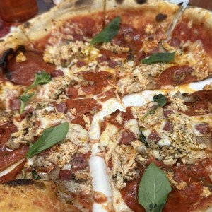 PIZZAS - Carnivora
