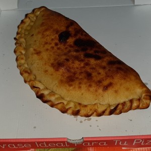 CALZONE - CALZONE