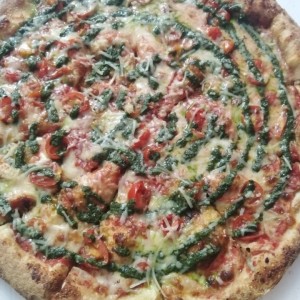 Pizza pesto