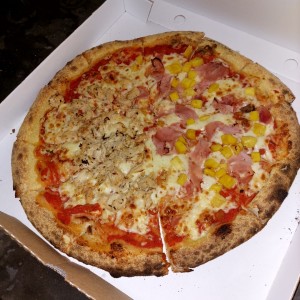 Pizza hawaiana