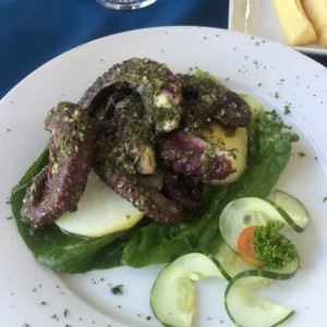 pulpo al chimichurri 