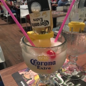 Margarita coronada 