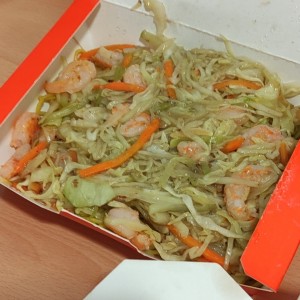 Chow Mein con camarones