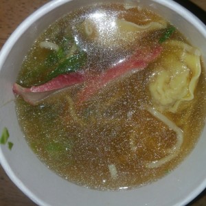 Sopa de wanton