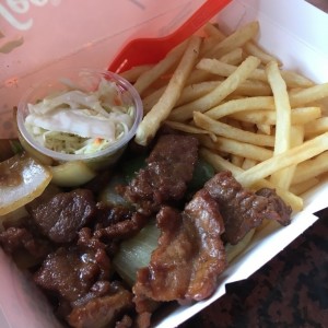 Bistec Picado con Papas Fritas