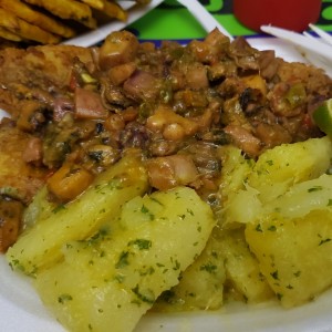 filete de pescado en mixto de marisco 