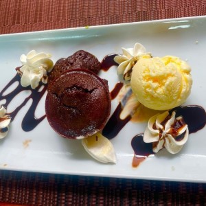 FONDANT DE CHOCOLATE CON HELADO VAINILLA