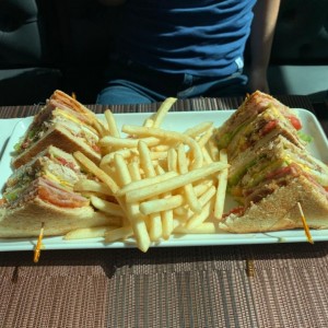 Emparedados - Club sandwich