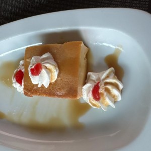 Flan de la casa