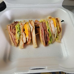 Emparedados - Club sandwich