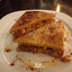 Entrantes calientes - Empanada gallega