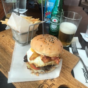 Hamburguesas - La Burger Madero