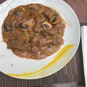 Filete stroganoff