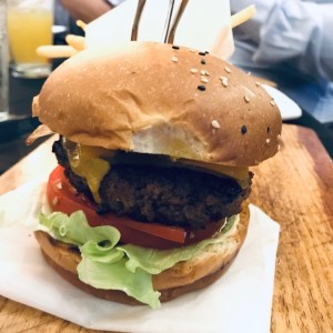 Hamburguesas - Nuestra cheese burger