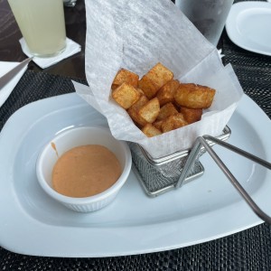 Papas bravas del chef