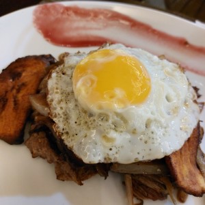 Filete de res a la cubana