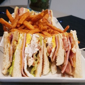 Emparedados - Club sandwich