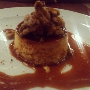 Flan con nueces crocantes y Ron abuelo