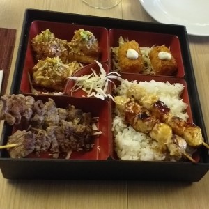 Box brochetas