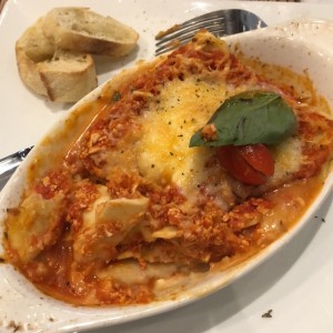 LASAGNAS - Lasagna de Pollo