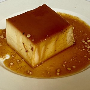 Flan de la casa