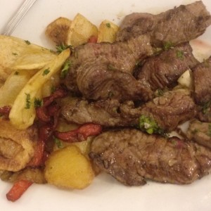 lomo saltado