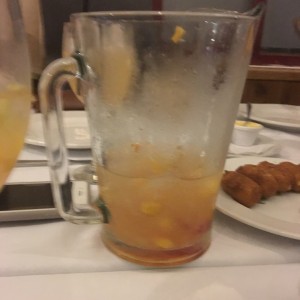 jarra de Sangria blanca