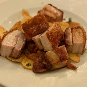 Cochinillo Asado de Nuestra Corte y Hornada