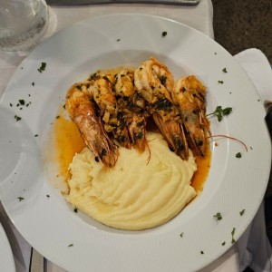 Langostino al ajillo