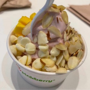 Yogurt Chico con Toppings y Frutas 6 Oz