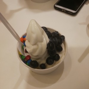 yogurt blueberry with mm