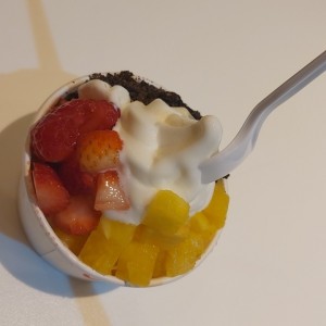 Yogurt Chico con Toppings y Frutas 6 Oz