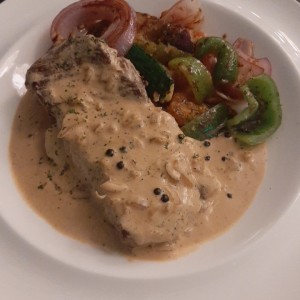 Filete de Res a la Pimienta Verde