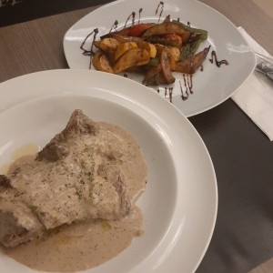 Filete de Res a la Pimienta Verde