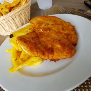 milanesa con papas fritas