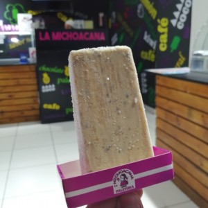 paleta kit kat