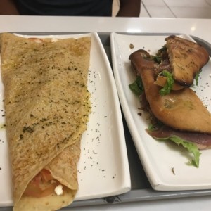 crepe de pollo y focaccia de prociutto