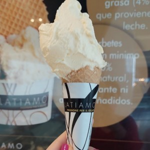 cono de helado de vainilla sin azucar