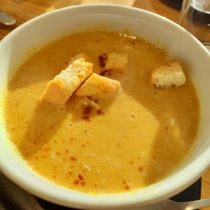 sopa de arvejas