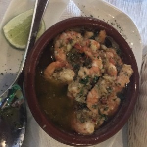 camarones al ajillo