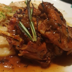 Carnes - Pollo Confitado