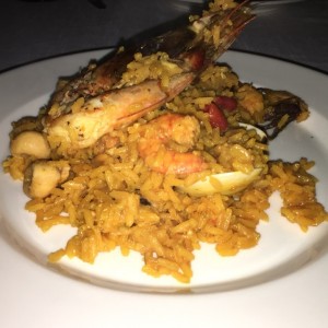 Arroz de mariscos (paella)