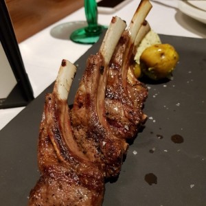  Chuletitas de Cordero de Nueva Zelandia 