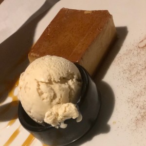 Flan de coco