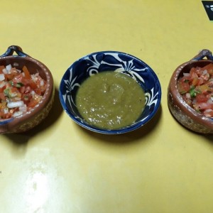 Pico de gallo y picante