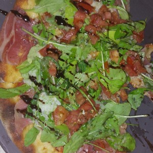 Pizzas Especiales - Dolomiti