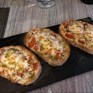 bruschettas pomodoro