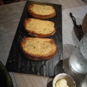 Pan de ajo