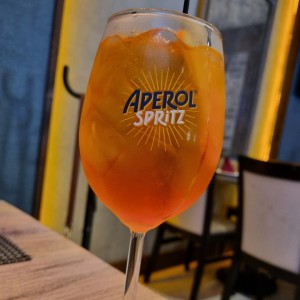 Aperol Spritz... la estrella de la velada!